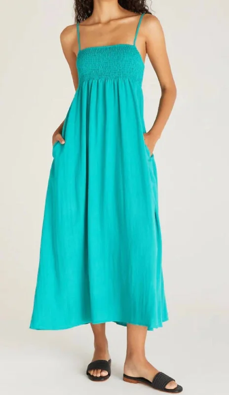 Women's Professional Attire Contemporary Chic Beachside Midi Dress In Tropical Teal