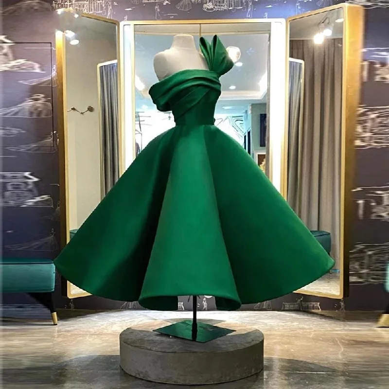 Stylish Women's Garments Artful Design New Design Saudi Arabia Evening Dresses Green Satin Pleats Puffy Short Prom Gowns    cg22402