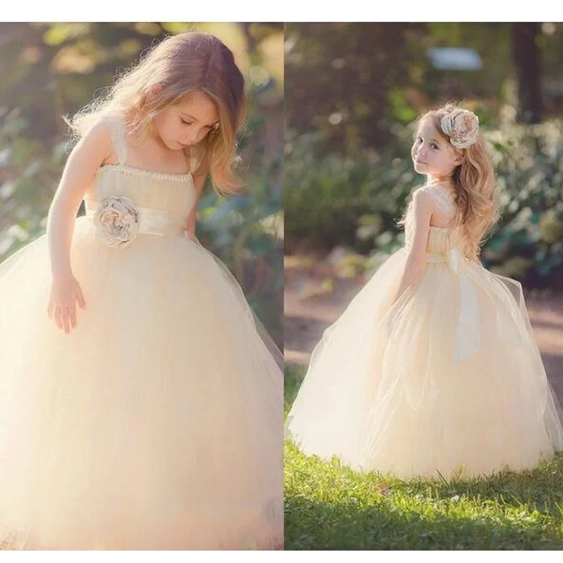 Women's Sports Apparel Bold Patterns Dreamy Ball Gown Children Communion Dress Tulle Flower Girl Dresses with Straps