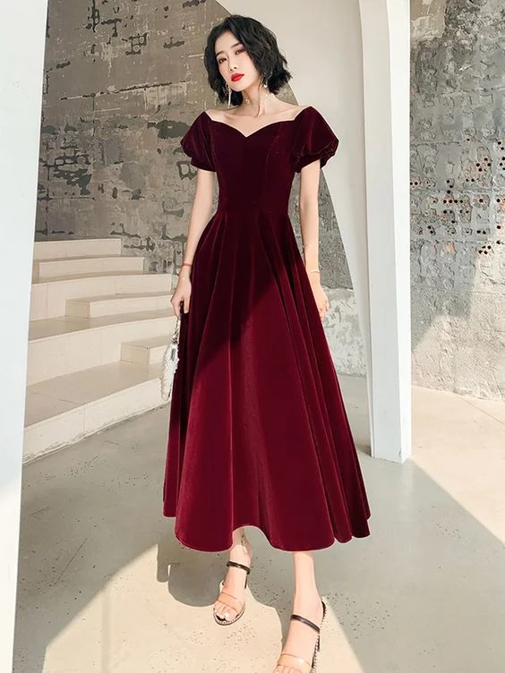 Women's Seasonal Clothing Score Big on Glamorous Red - Carpet Styles Burgundy Prom Dress, Burgundy Bridesmaid Dress     S2189