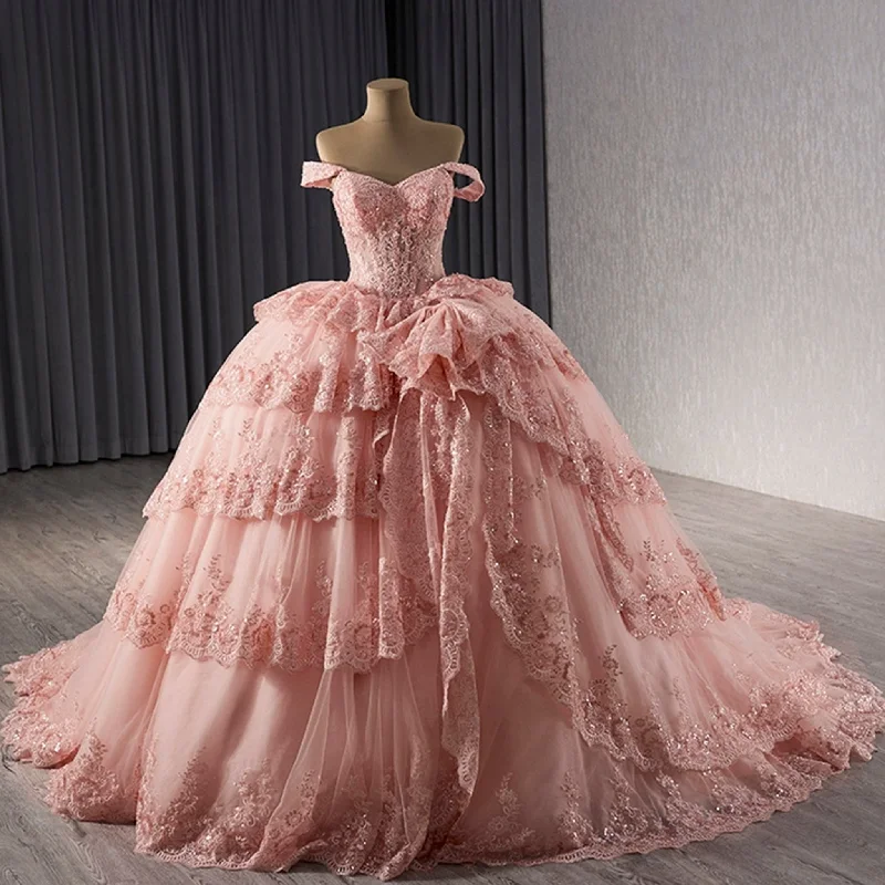 Women's High-Fashion Clothes Romantic Detailing Sparkly Lace Applique Tiered Wedding Gowns Off the Shoulder Quince Dress