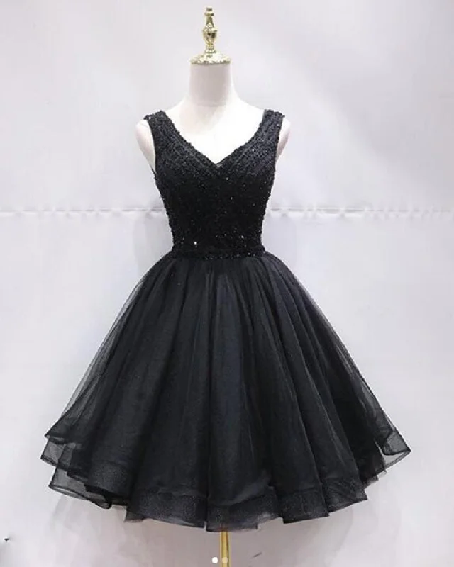 Women's Plus-Size Outfit Romantic Detailing V Neck Tulle Beaded Black Short Homecoming Cocktail Gown Short Prom Dresses SP0916