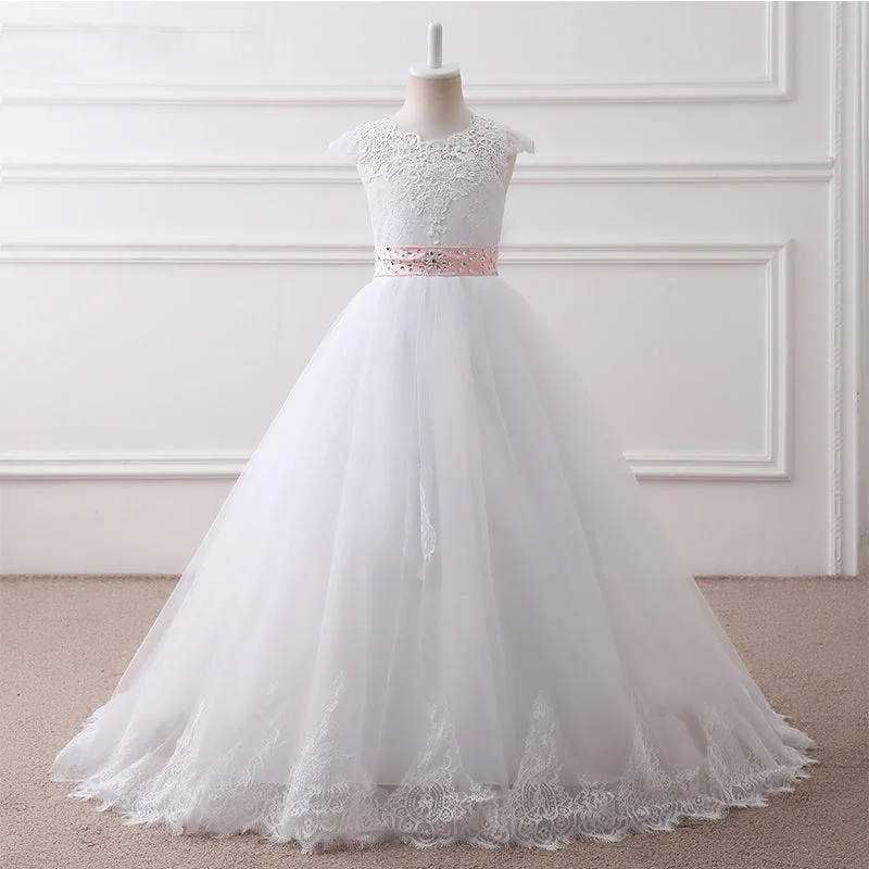 Women's Casual Wear Outfit Alluring Design Cap Sleeves Lace Ball Gown Flower Girl Dress Baby White Dress with Pink Belt Children First Communion Dress